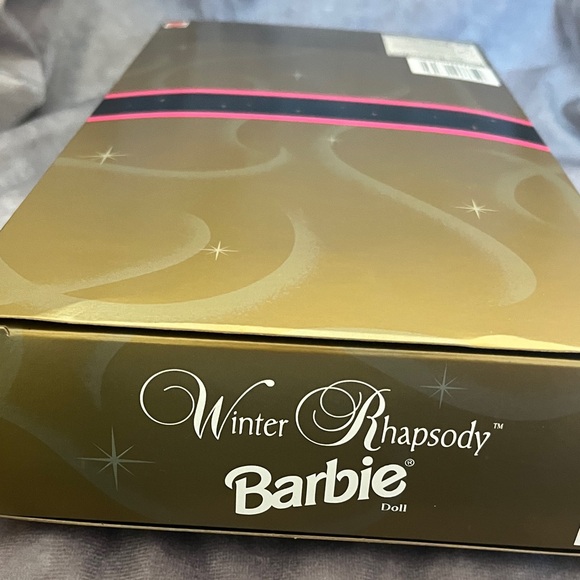 Avon Winter Rhapsody Special Edition Doll - Picture 7 of 7